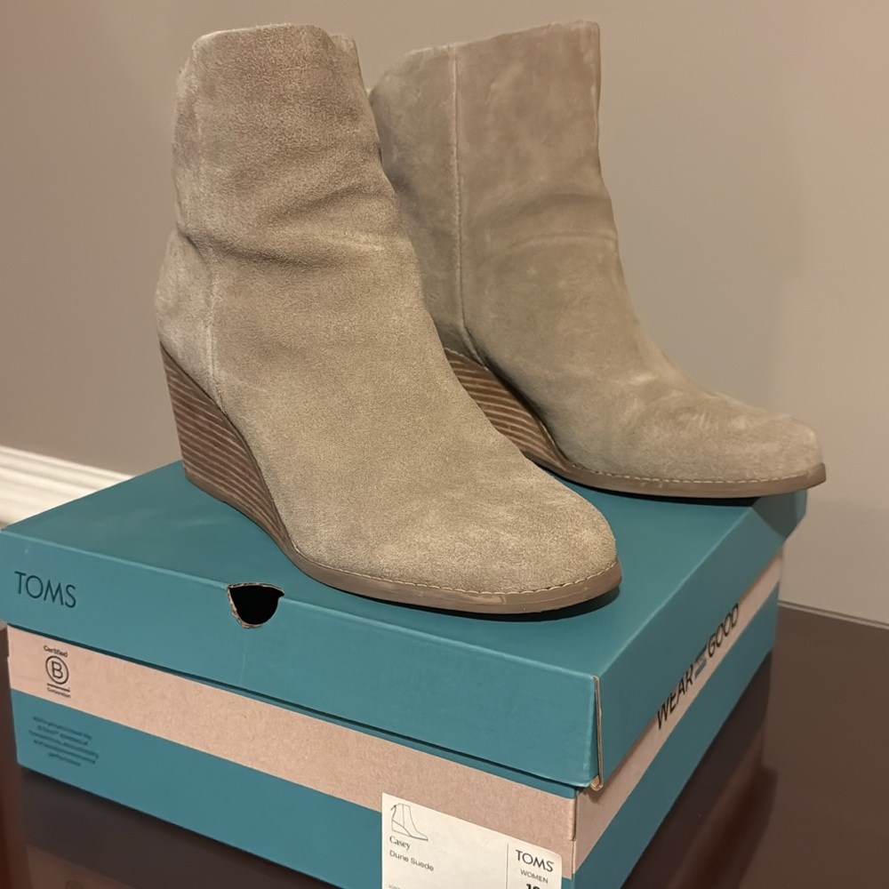 TOMS Taupe Suede Wedge Boots